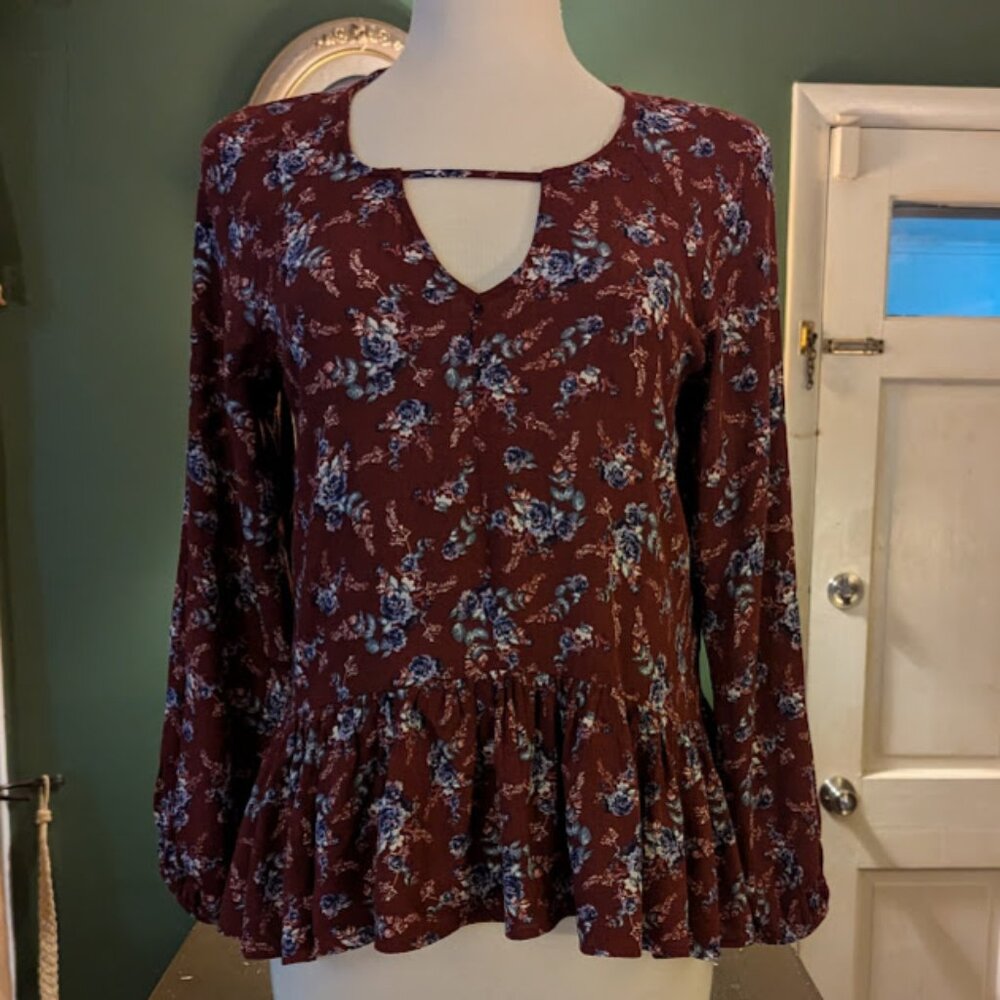 American Eagle Outfitters M Burgundy Blue Floral Ruffle Bottom Top